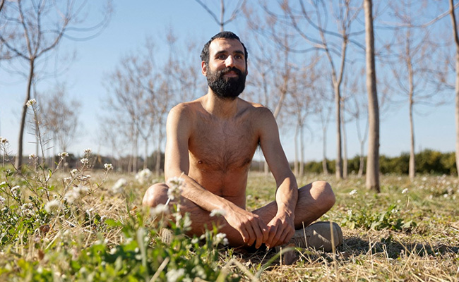 Spanish Court Backs Man's Right To Walk Naked In The Street