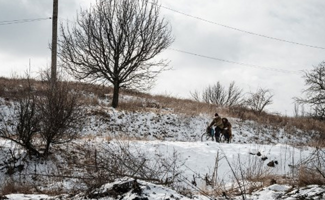 On Eve Of Valentine's Day, 2 Russian Newlyweds Wait To Be Reunited