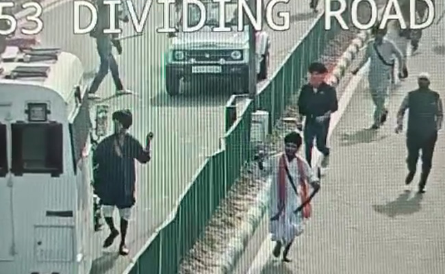 Watch: Protesters vs Cops In Chandigarh Over Sikh Prisoners' Release
