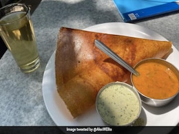ब्रिटिश उच्चायुक्त ने देसी अंदाज में खाया डोसा, ट्विटर यूजर्स बोले- मिसल पाव भी ट्राई करें... ब्रिटिश उच्चायुक्त ने देसी अंदाज में खाया डोसा, ट्विटर यूजर्स बोले- मिसल पाव भी ट्राई करें...