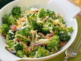 Broccoli Recipes: ब्रोकली को कैसे करें डाइट में शामिल, यहां हैं आसान रेसिपीज... Broccoli Recipes: ब्रोकली को कैसे करें डाइट में शामिल, यहां हैं आसान रेसिपीज...