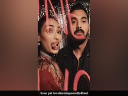 VIDEO: KL Rahul की Reel में मंगलसूत्र पहने दिखीं वाइफ अथिया शेट्टी, मस्ती करते हुए क्यूट कपल को देखकर फैंस ने दिया ये रिएक्शन VIDEO: KL Rahul की Reel में मंगलसूत्र पहने दिखीं वाइफ अथिया शेट्टी, मस्ती करते हुए क्यूट कपल को देखकर फैंस ने दिया ये रिएक्शन