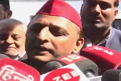 Akhilesh Yadav Targets UP Government Over Unemployment Akhilesh Yadav Targets UP Government Over Unemployment