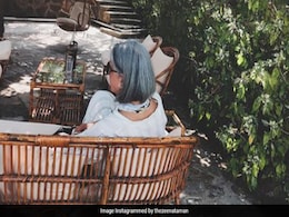 Zeenat Aman Shows Off Her Silver Hair: "Being Young Is Wonderful, So Is Being Old" Zeenat Aman Shows Off Her Silver Hair: "Being Young Is Wonderful, So Is Being Old"