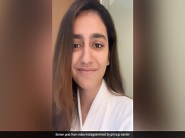 विंकगर्ल प्रिया प्रकाश को इन सवालों से हुई ऐसी बोरियत, बाथरोब पहनकर दिए फेशियल एक्प्रैशन, वीडियो देख फैंस हुए खुश विंकगर्ल प्रिया प्रकाश को इन सवालों से हुई ऐसी बोरियत, बाथरोब पहनकर दिए फेशियल एक्प्रैशन, वीडियो देख फैंस हुए खुश