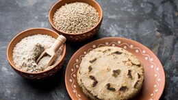 Make Nutritious Millets Bhakri Using These Kitchen Secrets - Nutritionist Shares