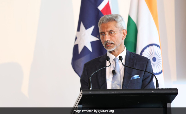 "People Like Him Think...": Foreign Minister Tears Into George Soros Over PM Remarks