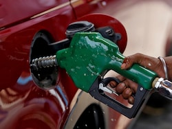 Pakistan Hikes Petrol, High-Speed Diesel Prices Amid Rising US-Iran Tensions
