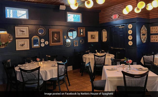 This US Pasta Joint Bans Children Under The Age Of 10. Here's Why