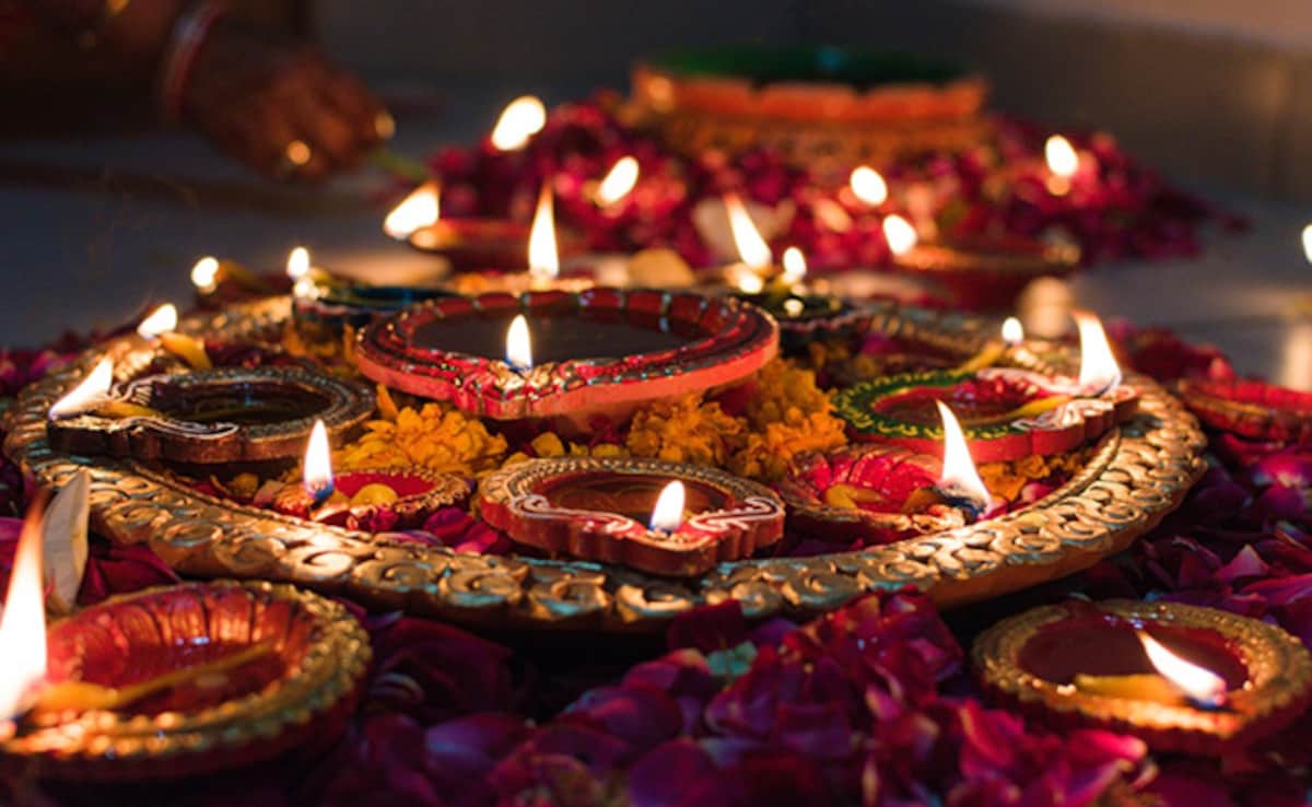 Green Crackers To Organic Rangoli, Here Are 5 Ways To Celebrate A Pollution-Free Diwali This Year