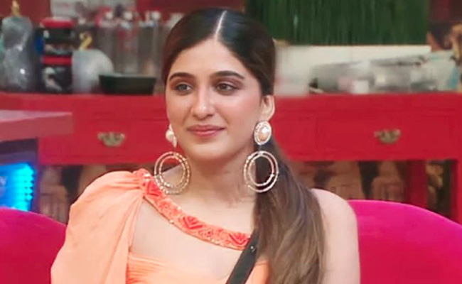 Exclusive: कभी वजन की वजह से बिग बॉस की इस एक्ट्रेस का बनता था मजाक, अब कर डाला 20 किलो वजन कम- जानें क्या अपनाई दिनचर्या