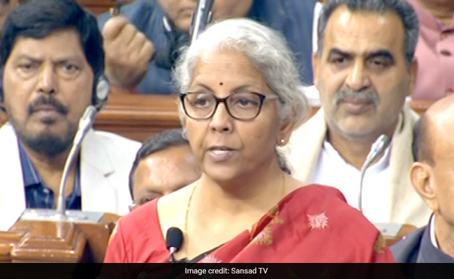 "महिला सम्&zwj;मान बचत पत्र की शुरुआत...", बजट से जुड़ीं 10 बड़ी बातें