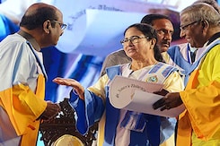 Bengal Governor Compares Mamata Banerjee To Vajpayee, BJP Fumes Bengal Governor Compares Mamata Banerjee To Vajpayee, BJP Fumes