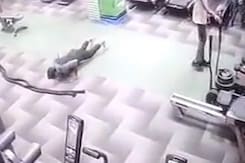 Video: 24-Year-Old Cop Dies After Collapsing In Hyderabad Gym Video: 24-Year-Old Cop Dies After Collapsing In Hyderabad Gym