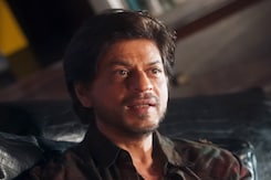 Shah Rukh Knew Names Of All Crew Members: <i>The Romantics</i> Director Smriti Mundhra Shah Rukh Knew Names Of All Crew Members: <i>The Romantics</i> Director Smriti Mundhra