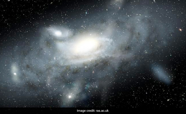 Scientists Discover Mysterious Light Blinking Every 20 Minutes In Space