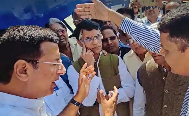Supreme Court Extends Relief To Congress's Pawan Khera Till March 3 Over PM Remarks