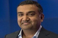 YouTube CEO Steps Down, Indian-American Neal Mohan To Take Over YouTube CEO Steps Down, Indian-American Neal Mohan To Take Over