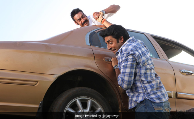 On Abhishek Bachchan's Birthday, Ajay Devgn Wished Him With This Throwback