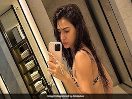 Disha Patani Mirror Selfie: दिशा पाटनी ने शेयर की स्ट्रेच मार्क्स के साथ फोटो तो फैंस के यूं आए रिएक्शन Disha Patani Mirror Selfie: दिशा पाटनी ने शेयर की स्ट्रेच मार्क्स के साथ फोटो तो फैंस के यूं आए रिएक्शन
