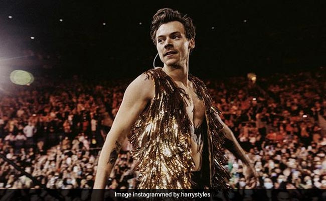 Harry Styles' Alleged Stalker Accused Of Sending Singer 8,000 Letters In Less Than One Month
