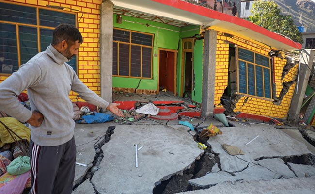 Geological Survey Of India Inspects Joshimath-Like Cracks In Jammu Houses