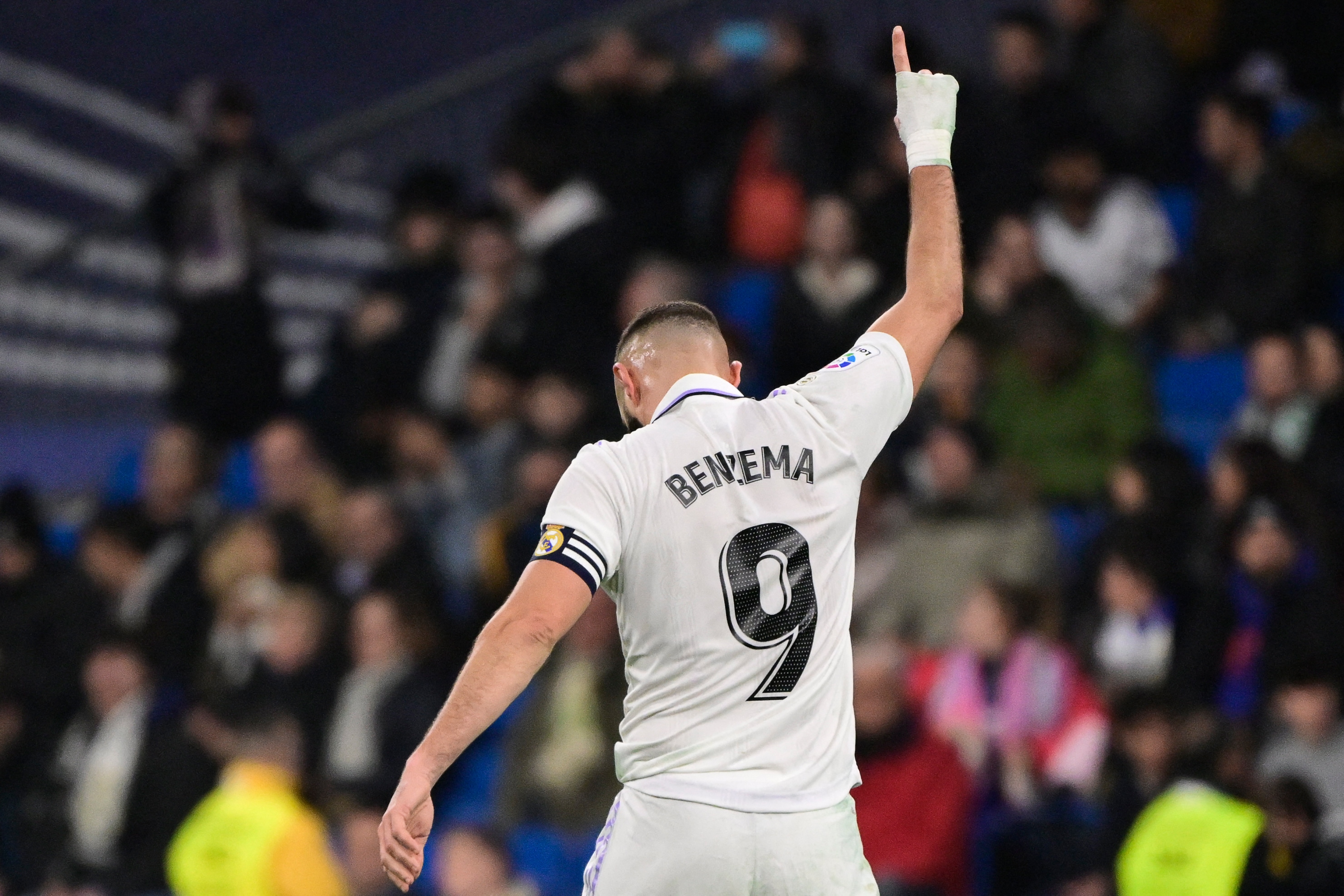 Karim Benzema Bags Two Penalties As Madrid Defeat Elche