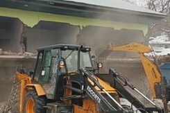 Thousands Face Eviction As Bulldozers Roll Across Jammu And Kashmir Thousands Face Eviction As Bulldozers Roll Across Jammu And Kashmir