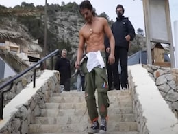 Making Of <i>Besharam Rang</i>: It Was A Cold, Windy Day In Spain. Enter Shah Rukh Khan, Bringing The Sun Making Of <i>Besharam Rang</i>: It Was A Cold, Windy Day In Spain. Enter Shah Rukh Khan, Bringing The Sun