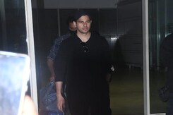 Sidharth Malhotra Lands In Jaisalmer Ahead Of Wedding Sidharth Malhotra Lands In Jaisalmer Ahead Of Wedding