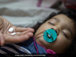 आपको भी हो रहा है बुखार, जुकाम और थकान तो ऐसे पहचानें डेंगू के लक्षण, जानें इलाज का बेस्ट तरीका आपको भी हो रहा है बुखार, जुकाम और थकान तो ऐसे पहचानें डेंगू के लक्षण, जानें इलाज का बेस्ट तरीका