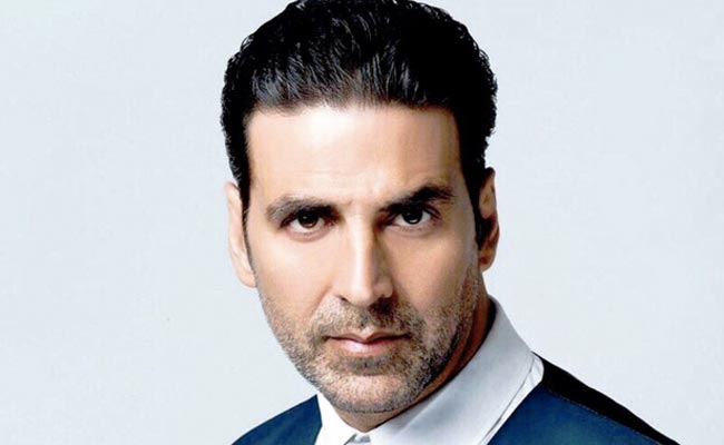 वही हाइट, वही चेहरा, वही लुक, अक्षय कुमार के बेटे आरव बड़े होकर हुए पापा की टू कॉपी, Photo देख फैन्स बोले- खिलाड़ी नंबर 2 