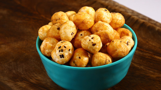 Incorporating makhana into your diet can provide numerous health benefits