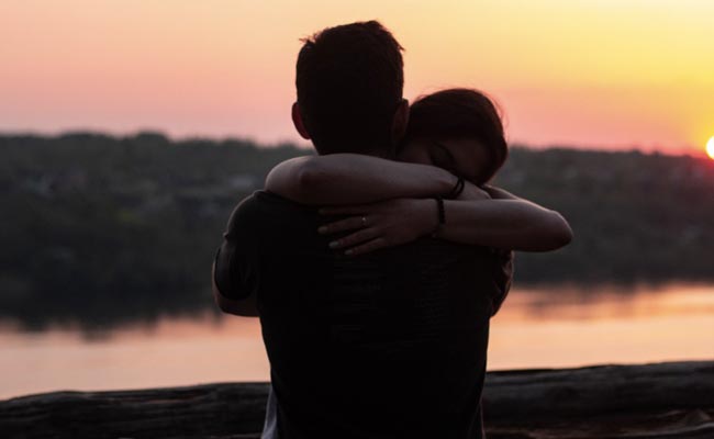 Valentine's Day 2023: Wishes, Quotes, Messages And WhatsApp Status