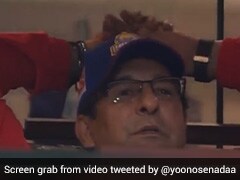 Watch: Wasim Akram Loses Cool, Kicks Sofa In Anger After Karachi Kings Lose In PSL