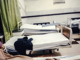 पाकिस्तान में आर्थिक के बाद दवा संकट : पीएमए ने कहा-"4-5 सप्ताह में स्थिति हो सकती है विकट" पाकिस्तान में आर्थिक के बाद दवा संकट : पीएमए ने कहा-"4-5 सप्ताह में स्थिति हो सकती है विकट"