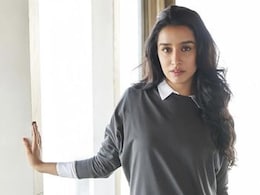 "Tere Pyaar Mein": Shraddha Kapoor Declares Her Love For Pani Puri In A Video