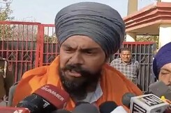 Radical Preacher's Aide Lovepreet Singh Released From Amritsar Jail Radical Preacher's Aide Lovepreet Singh Released From Amritsar Jail