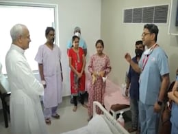 17 साल की लड़की ने लीवर डोनेट कर पिता को दी नई जिंदगी, बनी भारत की सबसे कम उम्र की अंगदाता 17 साल की लड़की ने लीवर डोनेट कर पिता को दी नई जिंदगी, बनी भारत की सबसे कम उम्र की अंगदाता