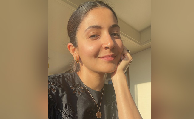 Anushka Sharma Woke Up Like This On Sunday Morning. See Post