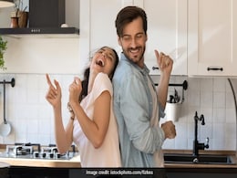 Chocolate Day: 7 Budget-Friendly Chocolate-Infused Beauty Essentials Under Rs 1,000 To Prep For Valentine's Day 2023 Chocolate Day: 7 Budget-Friendly Chocolate-Infused Beauty Essentials Under Rs 1,000 To Prep For Valentine's Day 2023