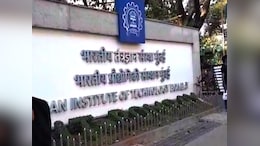 IIT मुंबईचे विद्यार्थी मालामाल! 'या' कंपनीकडून विद्यार्थ्याला 2.2 कोटींची ऑफर