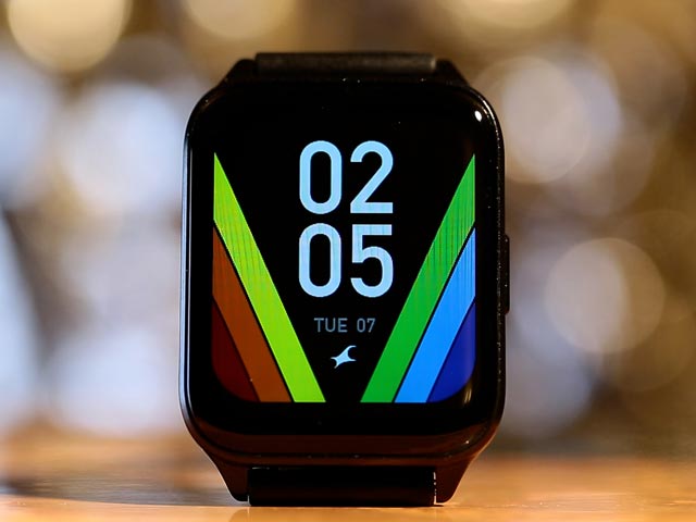 A Scratch-Free Smart Watch