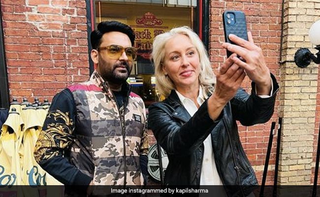 When Kapil Sharma Met An "International Fan." (His Words)