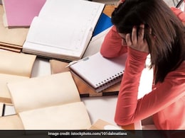 Fake University: कहीं फर्जी यूनिवर्सिटी में तो एडमिशन नहीं ले रहे आप? ऐसे लगा सकते हैं पता Fake University: कहीं फर्जी यूनिवर्सिटी में तो एडमिशन नहीं ले रहे आप? ऐसे लगा सकते हैं पता