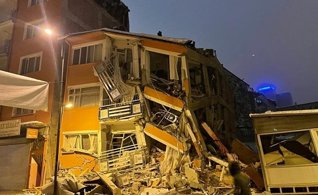 Hours After Powerful Quake, 7.5 Magnitude Earthquake Hits Turkey