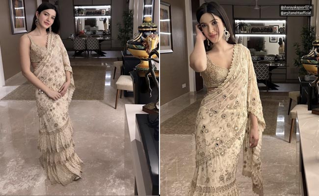 Shanaya Kapoor's Muted Mirror Work Ruffle <i>Saree</i> Is Making Her The Most Stylish Wedding Guest This Season
