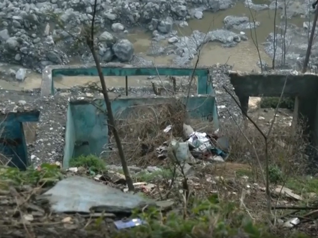 3 Houses Collapse After Developing Cracks in Jammu and Kashmir's Ramban