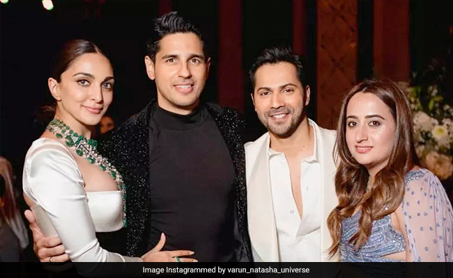 At Kiara Advani-Sidharth Malhotra's Wedding Reception, A Mini <i>Student Of The Year</i> Reunion With Varun Dhawan