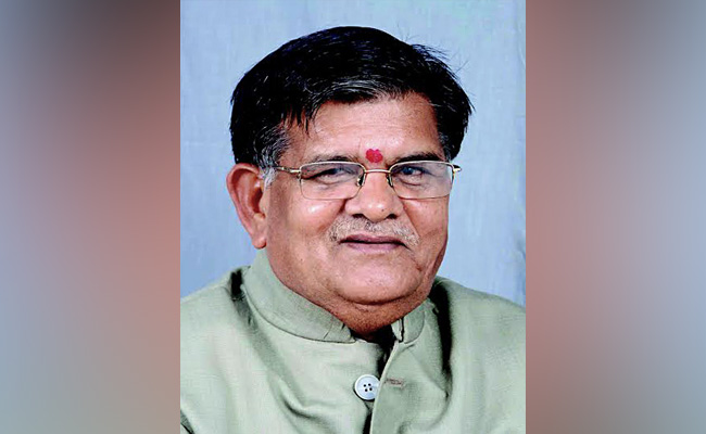 Complete All Central Projects Without Delay: Punjab Governor Tells Officials